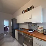 Blue Eyes Howme Apartamento *